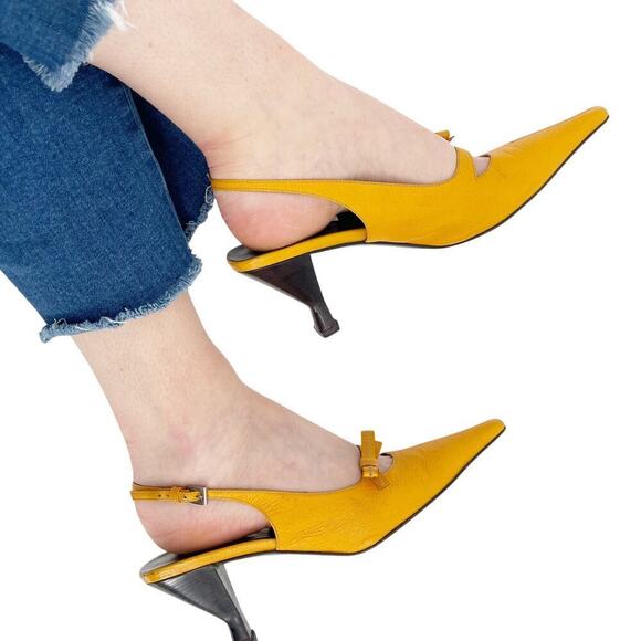 Vintage Prada Mustard Yellow Pointed Toe Bow Detail Slingback Heel size IT 39 - Picture 3 of 13